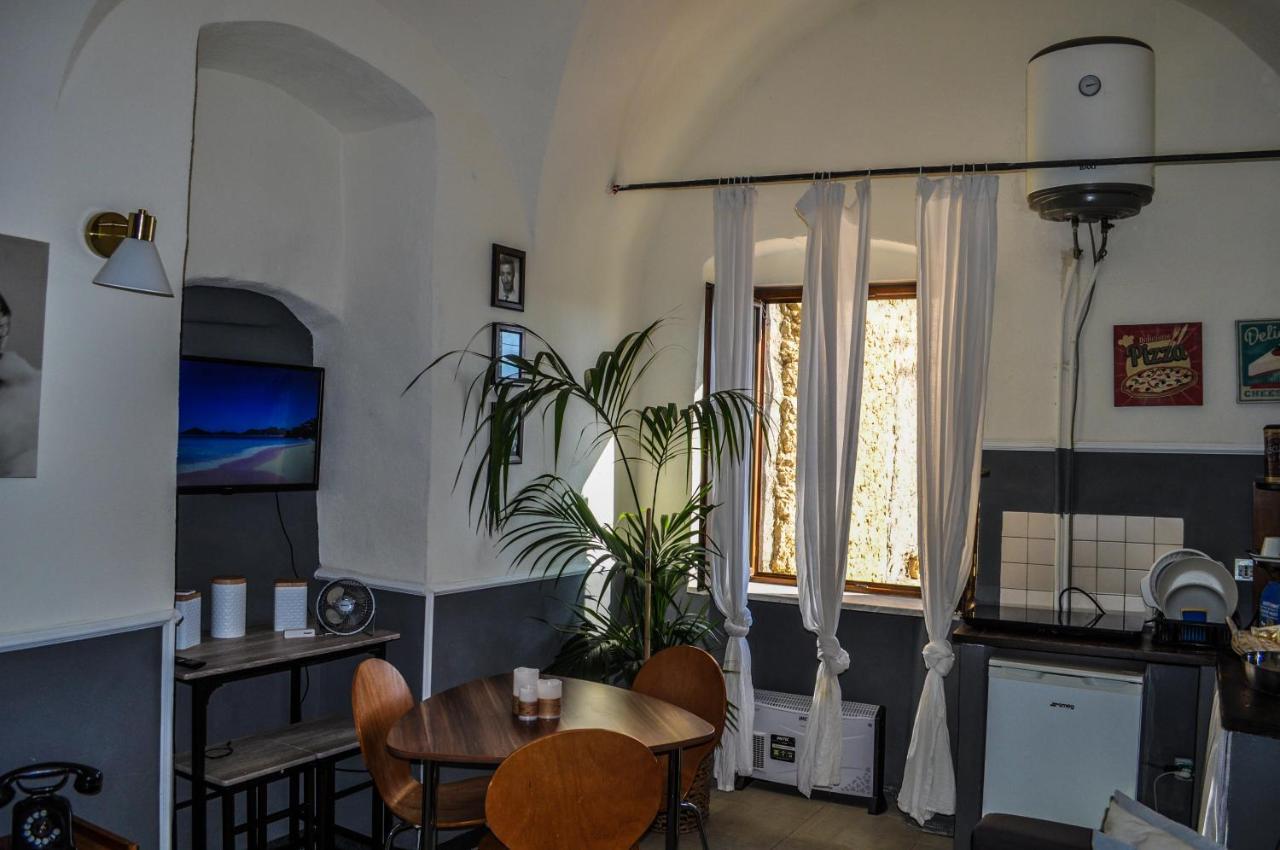 Piazzetta Little Suite Arma di Taggia Esterno foto